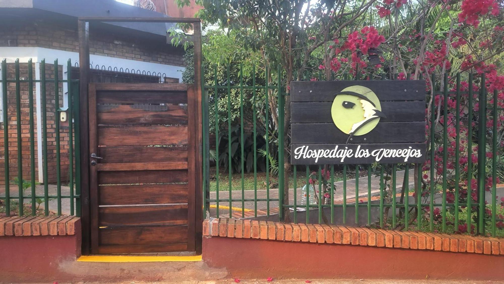 Hospedaje Los Vencejos Puerto Iguazú Exteriör bild