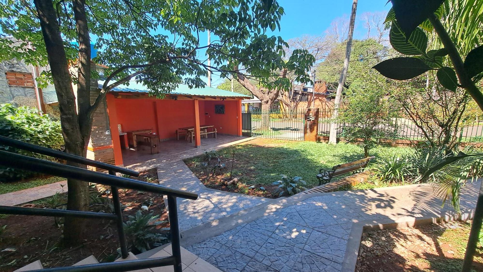 Hospedaje Los Vencejos Puerto Iguazú Exteriör bild